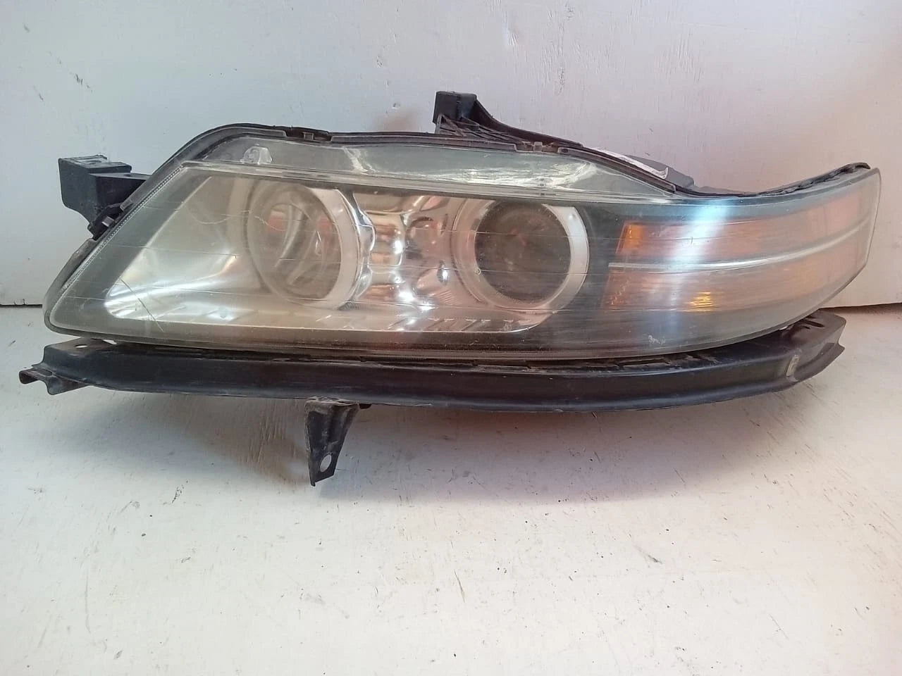 2007-2008 ACURA TL SEDAN LEFT DRIVER SIDE HEADLIGHT XENON HID HEADLAMP W3T16591 33151SEPA32