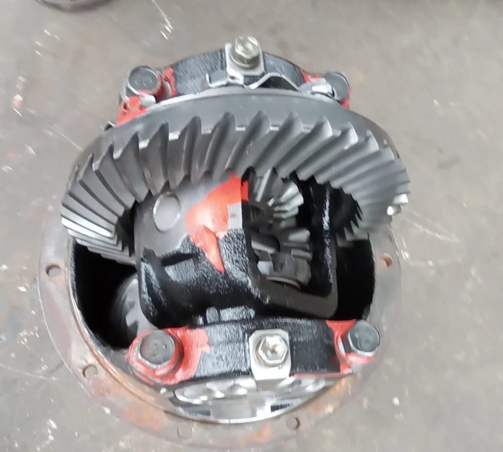 96 97 98 99 TOYOTA TACOMA REAR DIFFERENTIAL AXLE PUMPKIN 3RD THIRD MEMBER 3.58 41110-35260