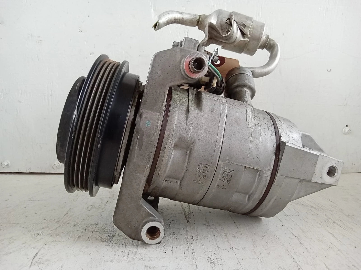 2011-2014 FORD MUSTANG 3.7L A/C COMPRESSOR BR33-19D629-AD | 002C286282