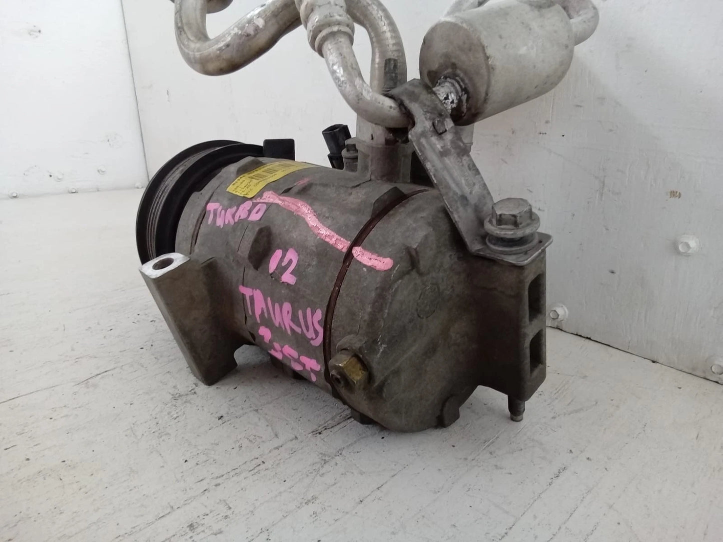 2008-2012 FORD TAURUS 3.5L TURBO A/C COMPRESSOR 9G13-19D629-AB