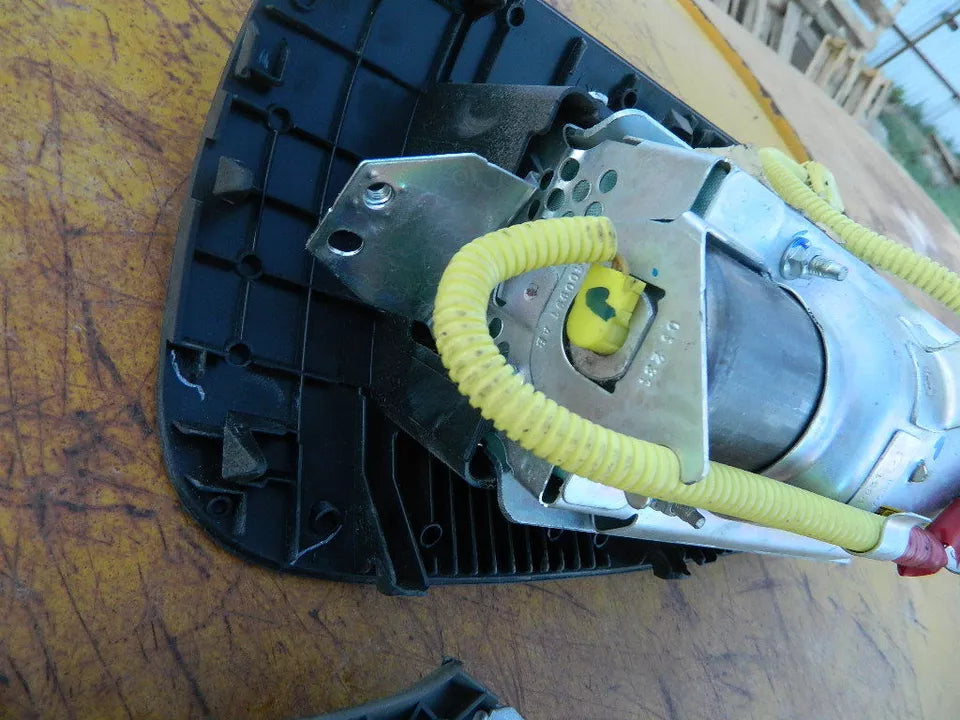 TOYOTA TUNDRA SEQUOIA PASSENGER DASH AND DRIVER STEERING WHEEL AIRB - SET