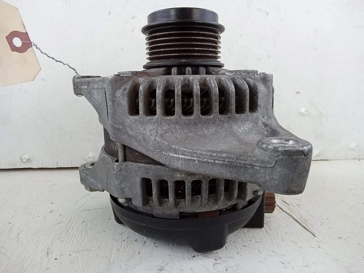 2009-2013 TOYOTA HIGHLANDER 2.7L ALTERNATOR GENERATOR 27060-0V020 | TN1042102352