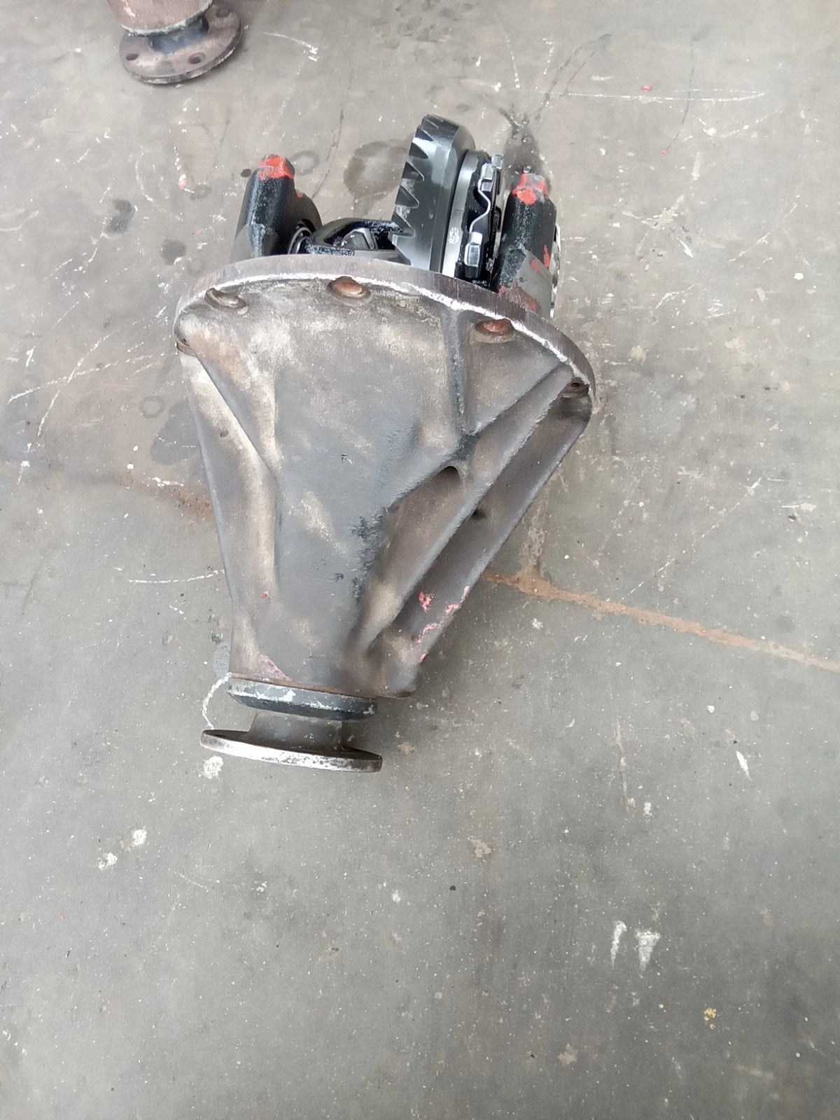 96 97 98 99 TOYOTA TACOMA REAR DIFFERENTIAL AXLE PUMPKIN 3RD THIRD MEMBER 3.58 41110-35260