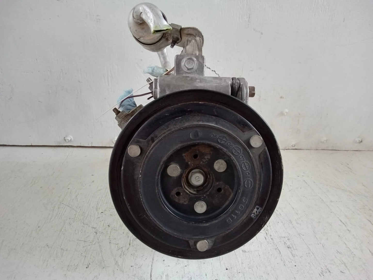 2011-2014 FORD MUSTANG 3.7L A/C COMPRESSOR BR33-19D629-AD | 002C286282