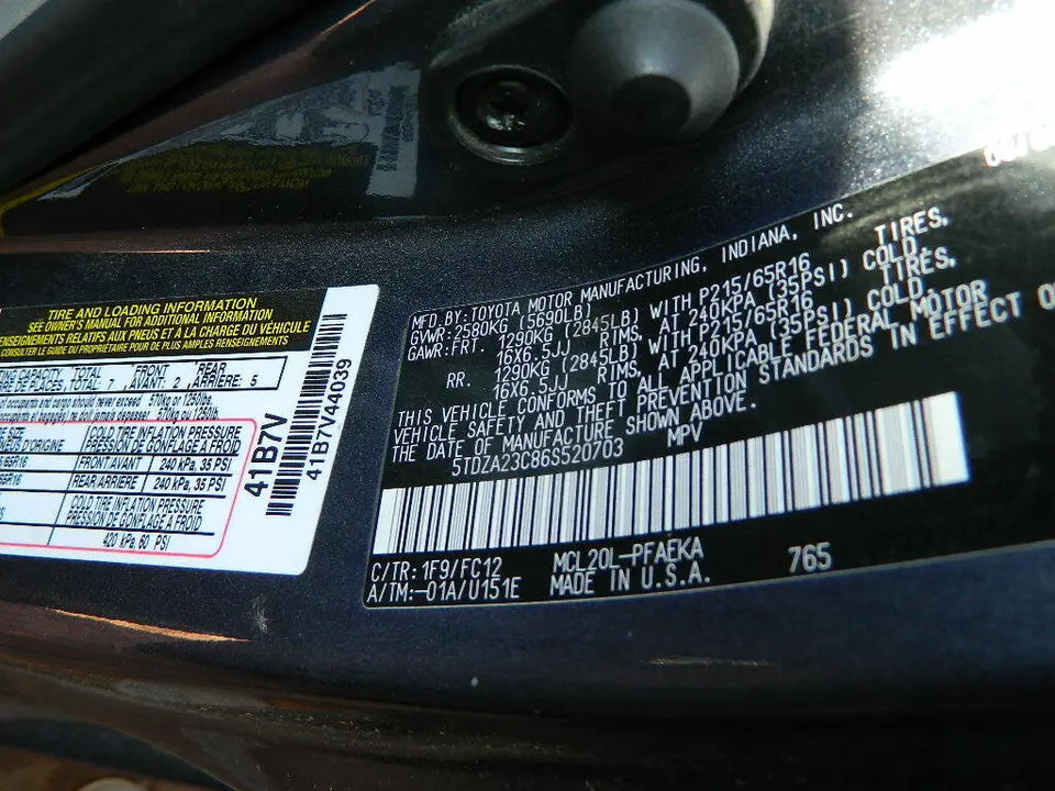 2004 - 2010 TOYOTA SIENNA FRONT AND REAR RIGHT PASSENGER DOORS DOOR SET(2 DOORS)