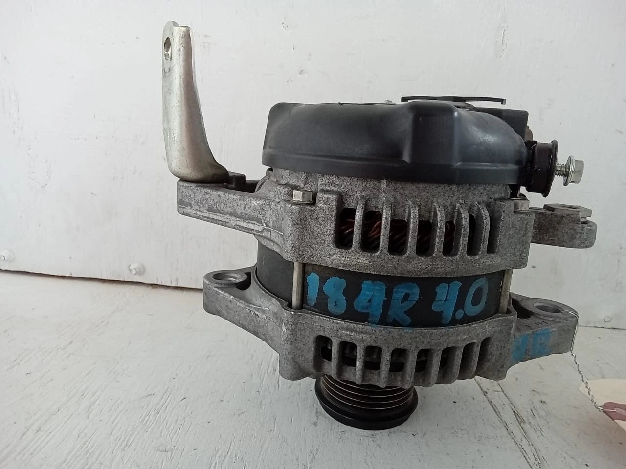 2010-2021 TOYOTA 4RUNNER 4.0L ALTERNATOR GENERATOR 27060-31190 / 104210-2865