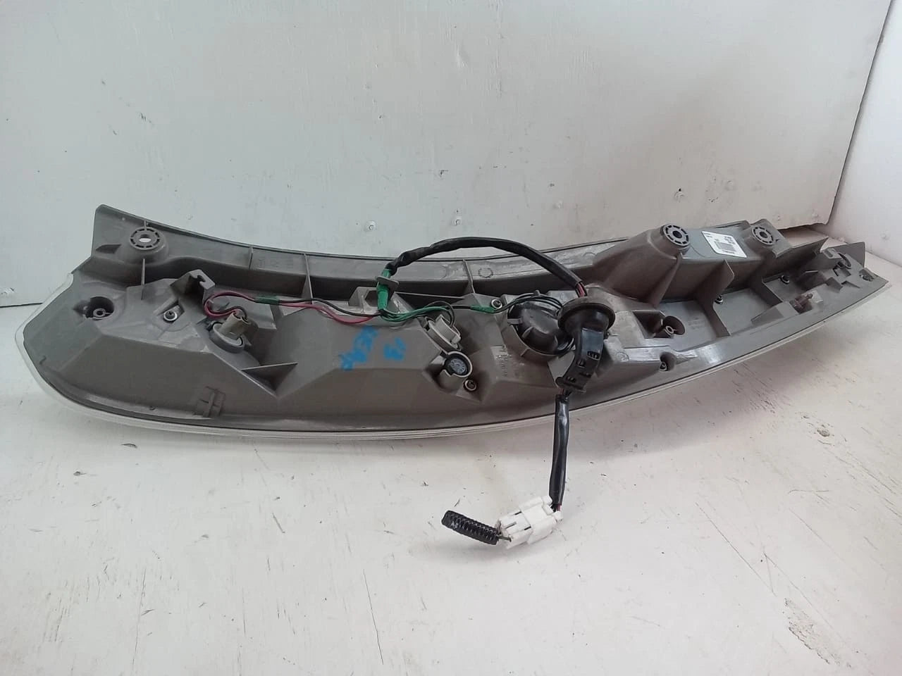 2013-2014 NISSAN LEAF REAR LAMP LEFT DRIVER SIDE 26555-3NA3A