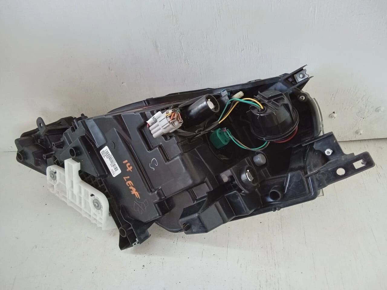 2013 - 2017 NISSAN LEAF HEADLIGHT HEADLAMP RIGHT PASSENGER SIDE - 260103NF0A
