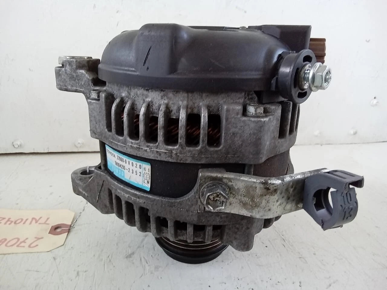 2009-2013 TOYOTA HIGHLANDER 2.7L ALTERNATOR GENERATOR 27060-0V020 | TN1042102352
