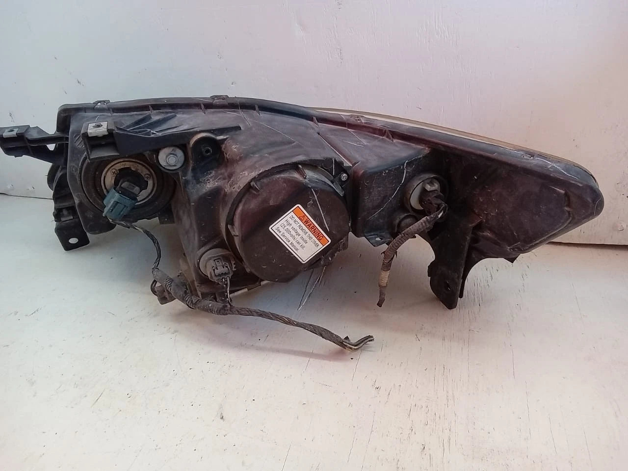 2007-2008 ACURA TL SEDAN RIGHT PASSENGER SIDE HEADLIGHT XENON HID HEADLAMP W3T16591 33151SEPA32