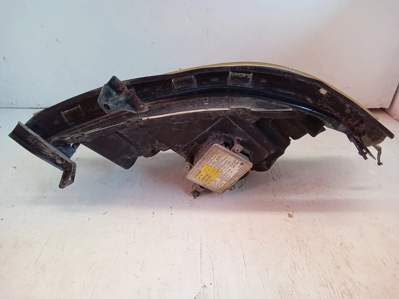 2007-2008 ACURA TL SEDAN LEFT DRIVER SIDE HEADLIGHT XENON HID HEADLAMP W3T16591 33151SEPA32