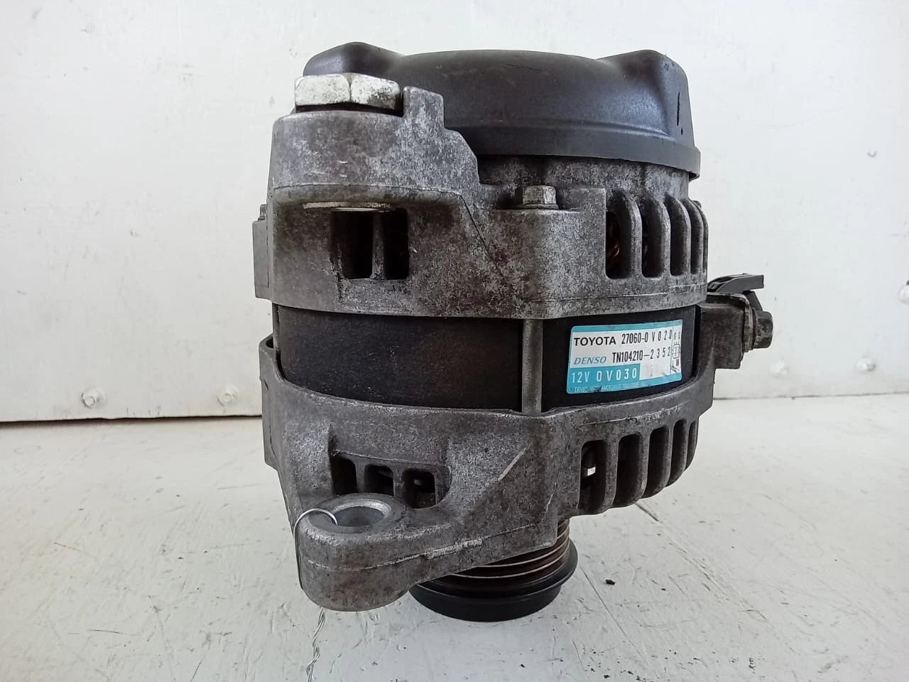 2009-2013 TOYOTA HIGHLANDER 2.7L ALTERNATOR GENERATOR 27060-0V020 | TN1042102352