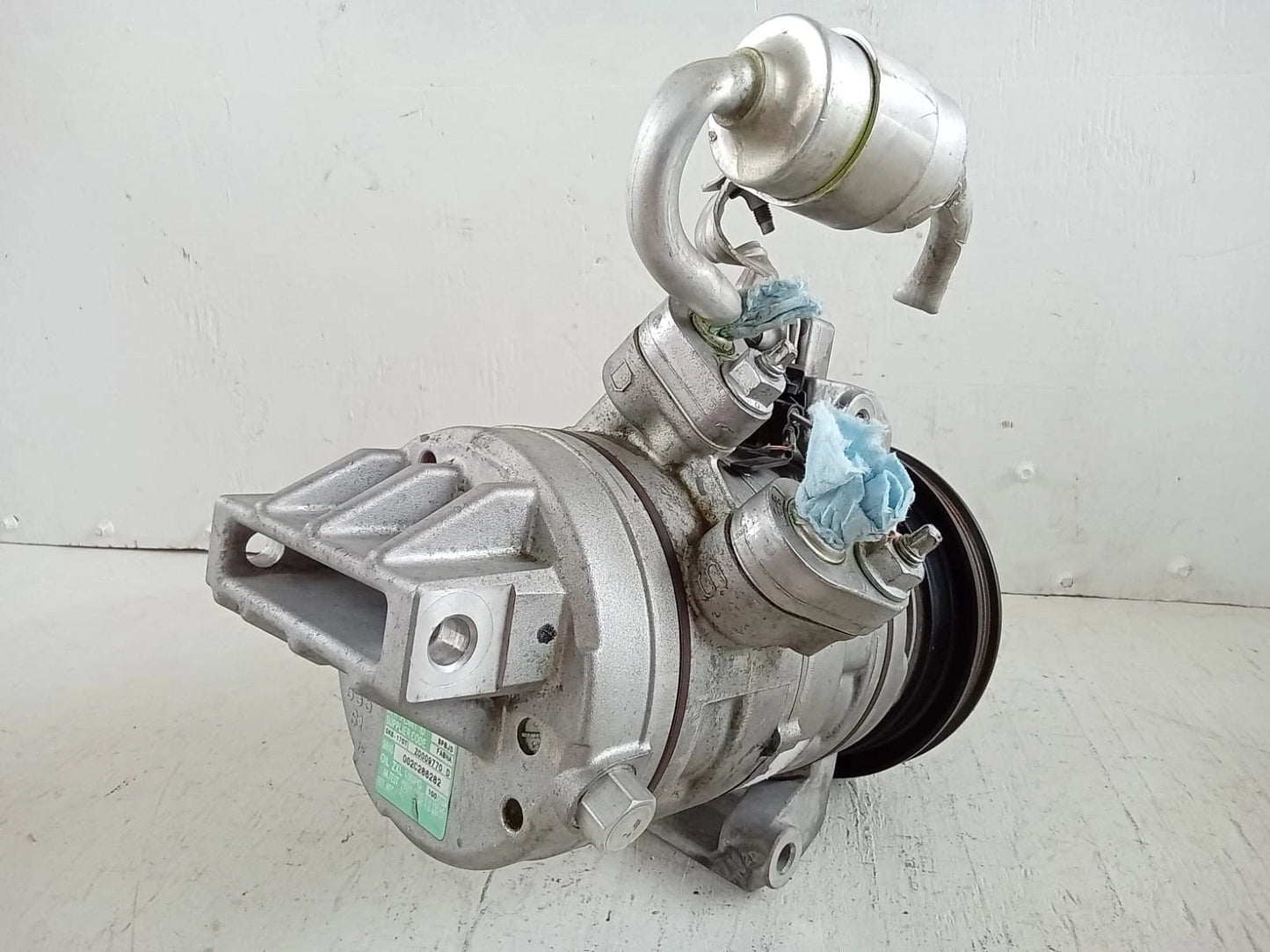 2011-2014 FORD MUSTANG 3.7L A/C COMPRESSOR BR33-19D629-AD | 002C286282