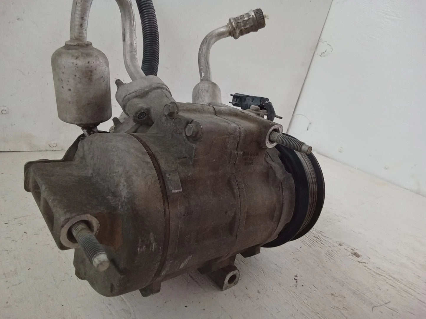 2008-2012 FORD TAURUS 3.5L TURBO A/C COMPRESSOR 9G13-19D629-AB