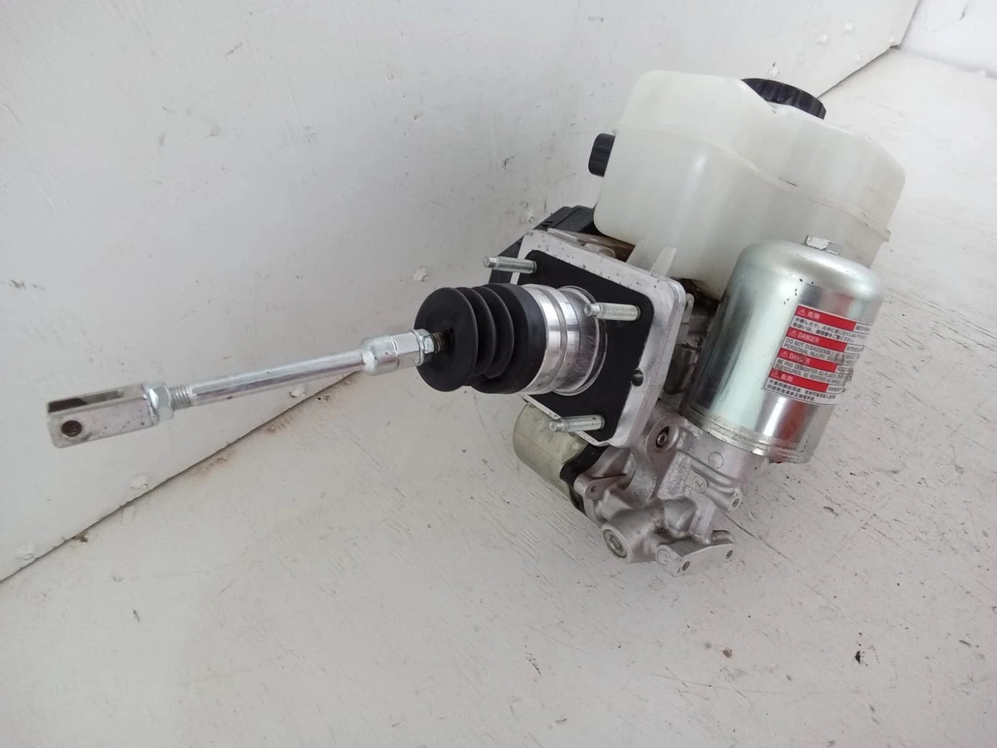 2020-2022 TOYOTA 4RUNNER 4.0L ABS PUMP BRAKE BOOSTER MASTER CYLINDER 89541-35190