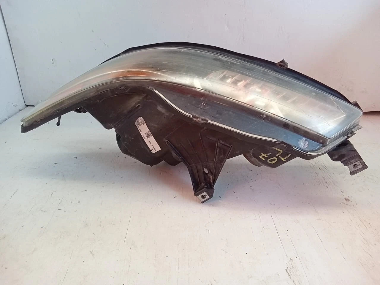 2007-2008 ACURA TL SEDAN LEFT DRIVER SIDE HEADLIGHT XENON HID HEADLAMP W3T16591 33151SEPA32