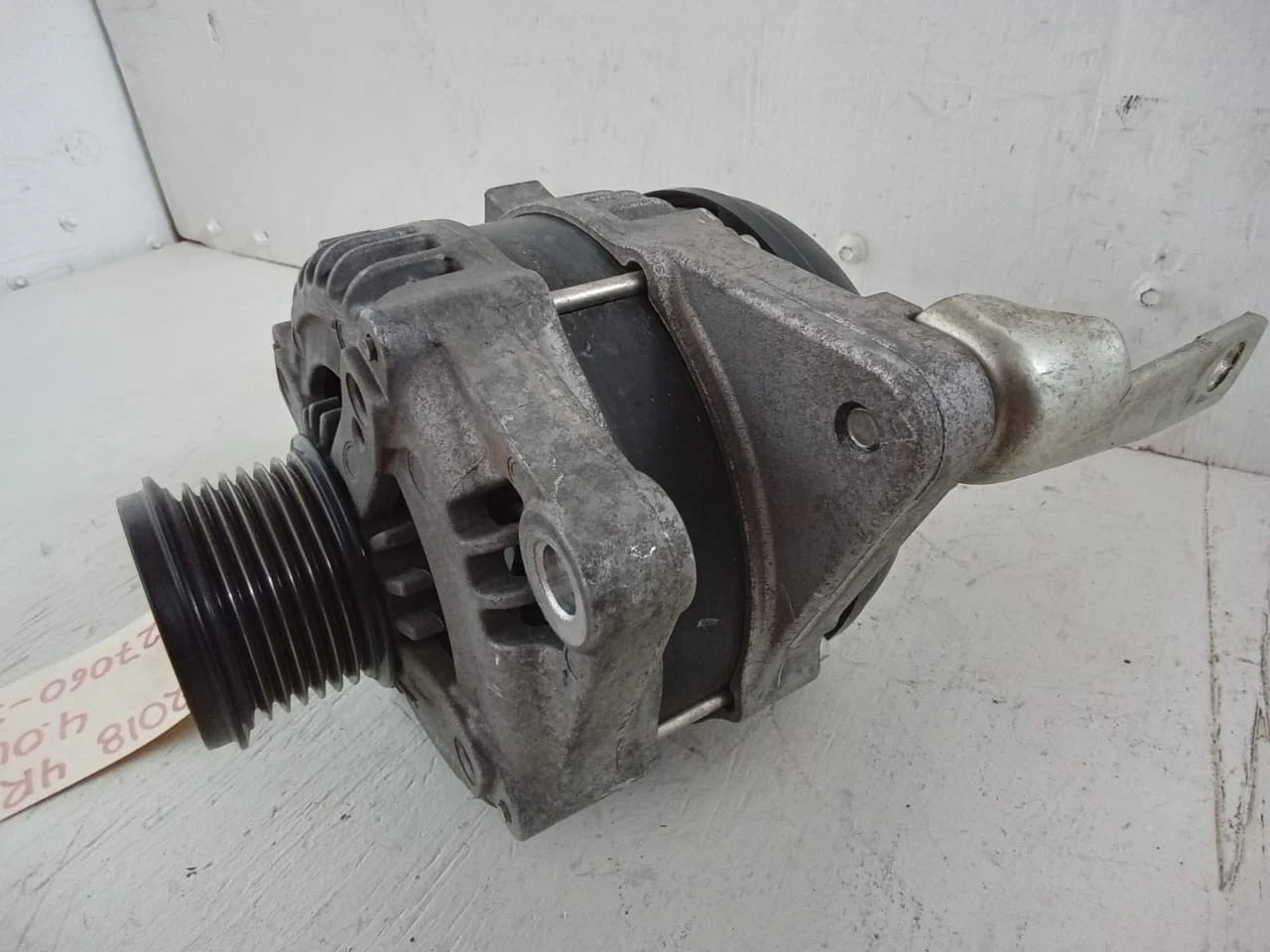 2010-2021 TOYOTA 4RUNNER 4.0L ALTERNATOR GENERATOR 27060-31190 / 104210-2865