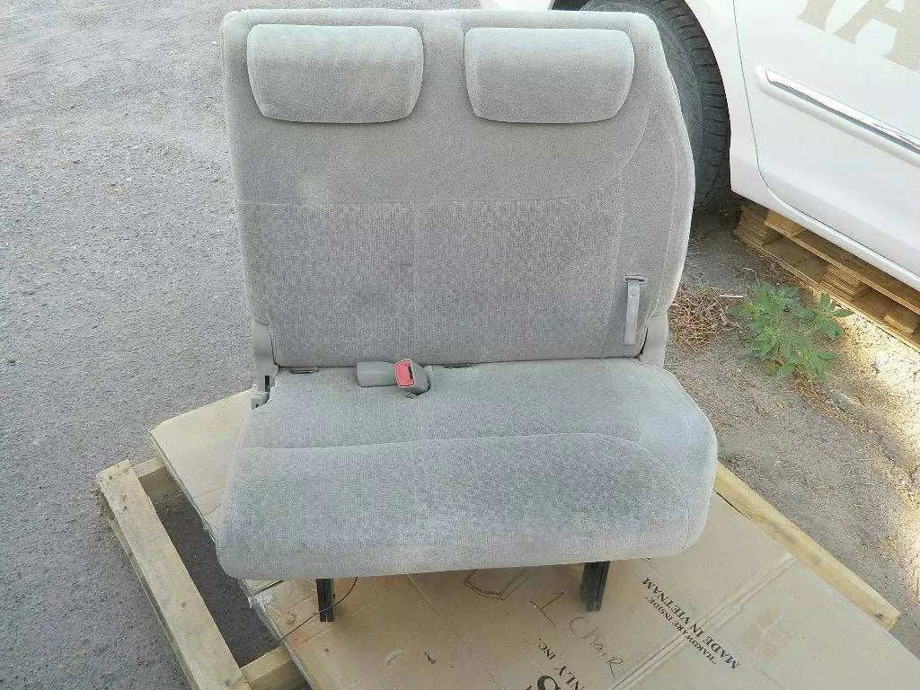 TOYOTA SIENNA REAR SEAT