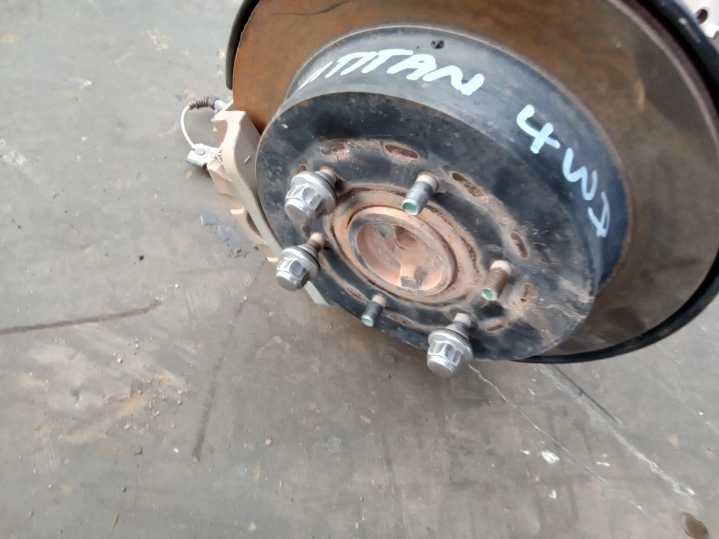 20 21 22 23 24 NISSAN TITAN REAR END DIFFERENTIAL CARRIER AXLE 4WD NON-LOCKING