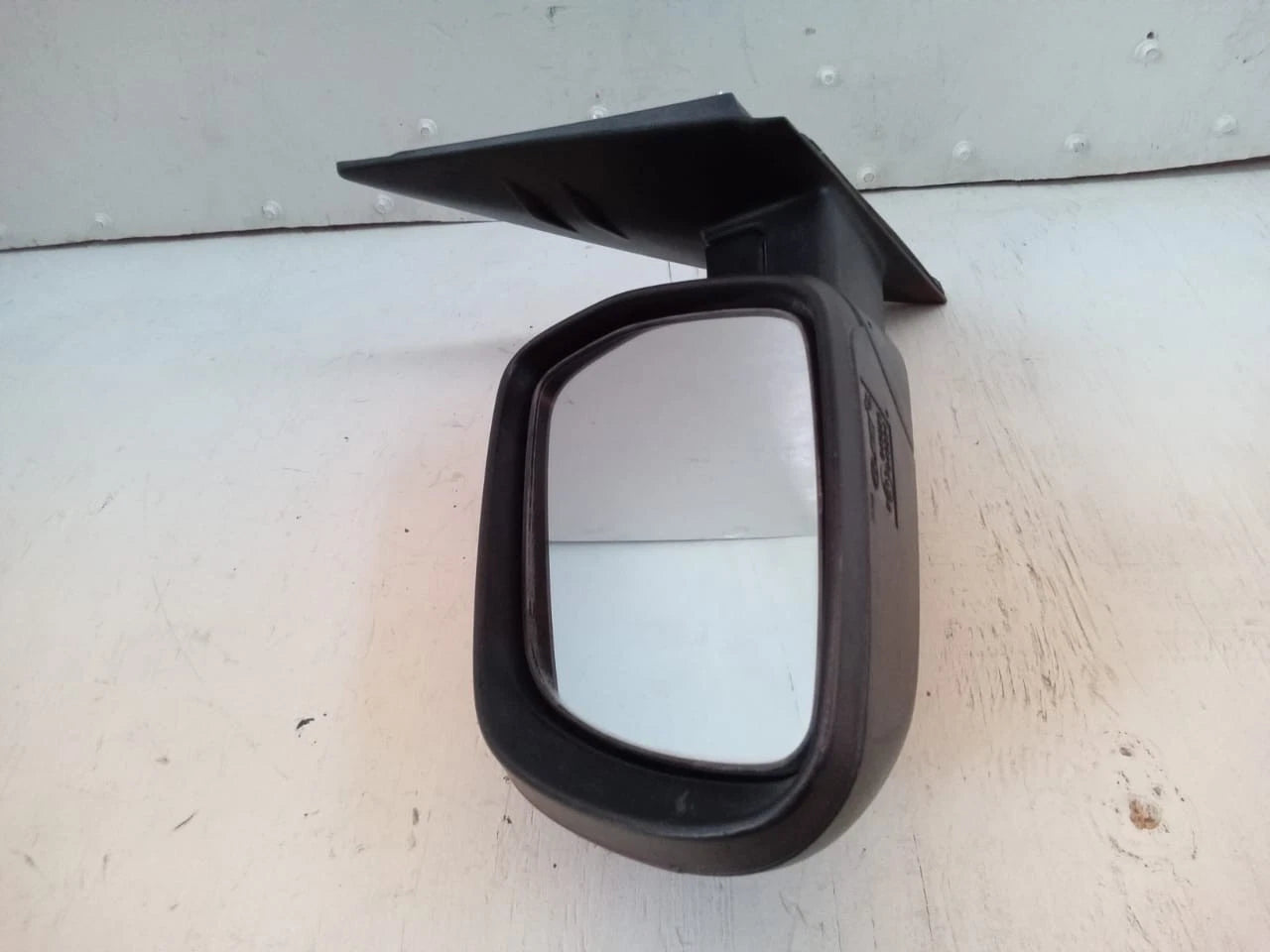 2020-2024 HYUNDAI VENUE POWER DOOR MIRROR LH LEFT DRIVER SIDE COLOR RED - OEM E13049889 E13049894
