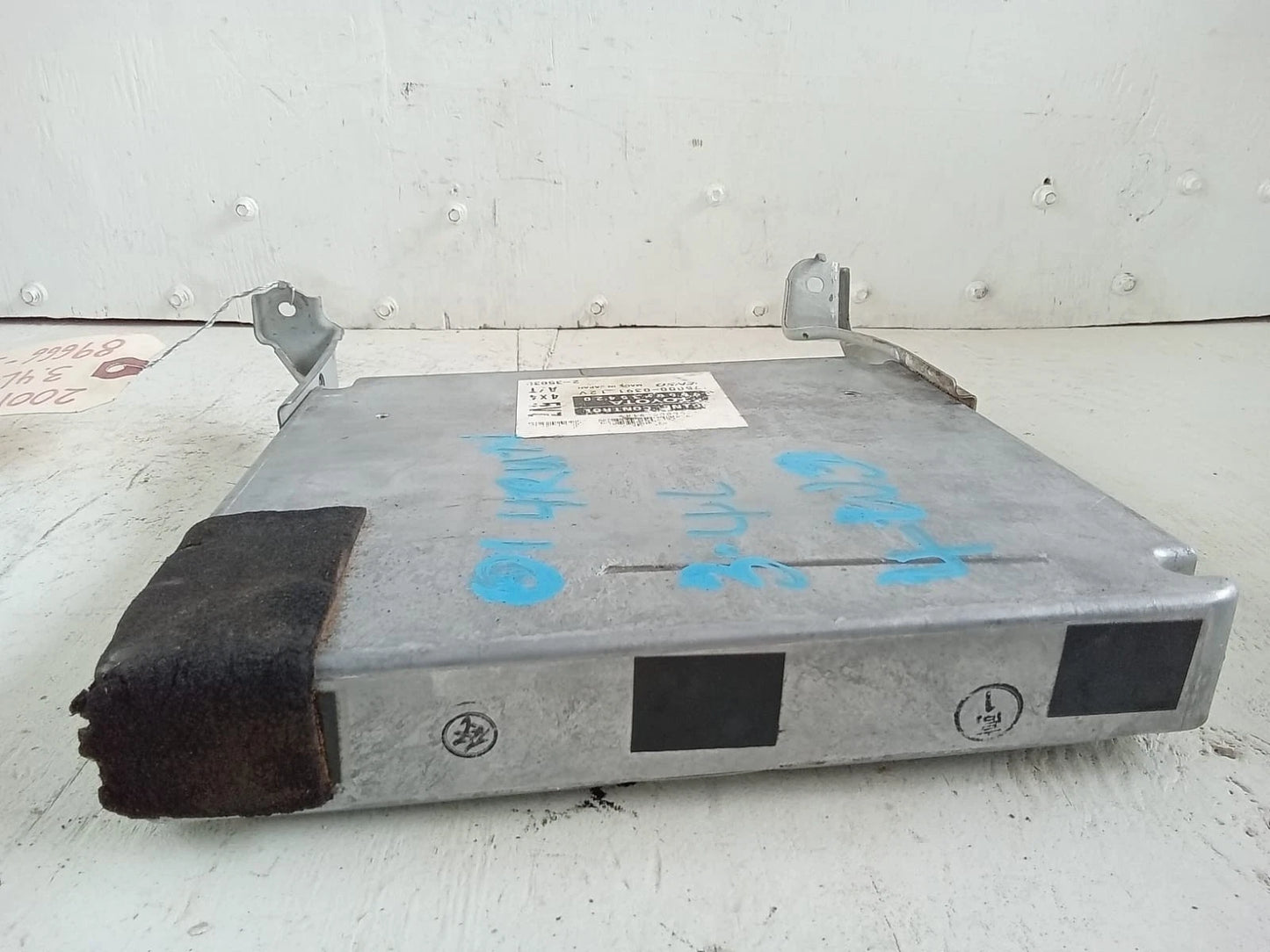 2001 TOYOTA 4RUNNER 3.4L 4WD ENGINE COMPUTER CONTROL MODULE ECU ECM 89666-35420