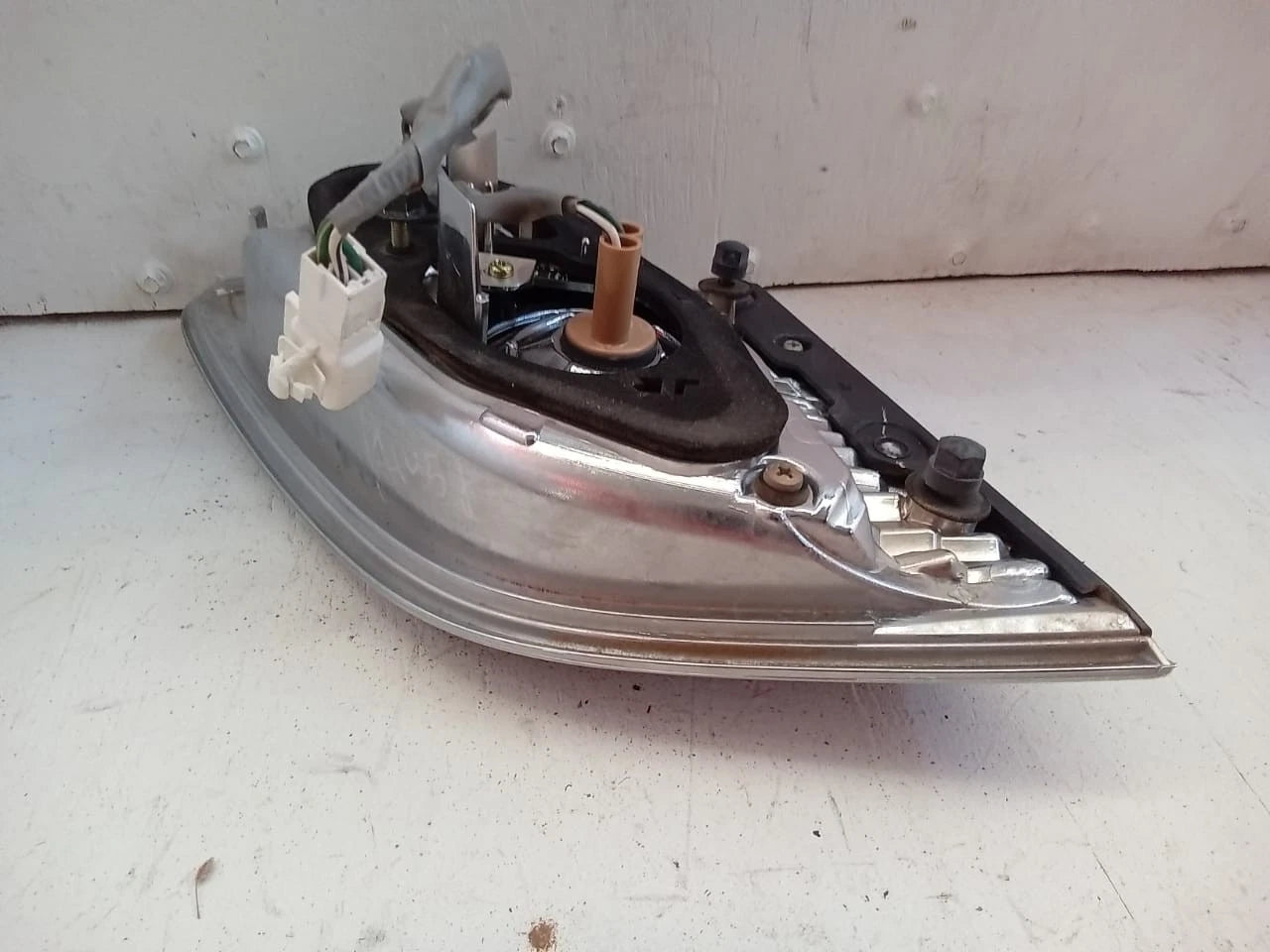 2004-2006 LEXUS ES330 REAR LAMP RIGHT PASSENGER SIDE 81551-33430