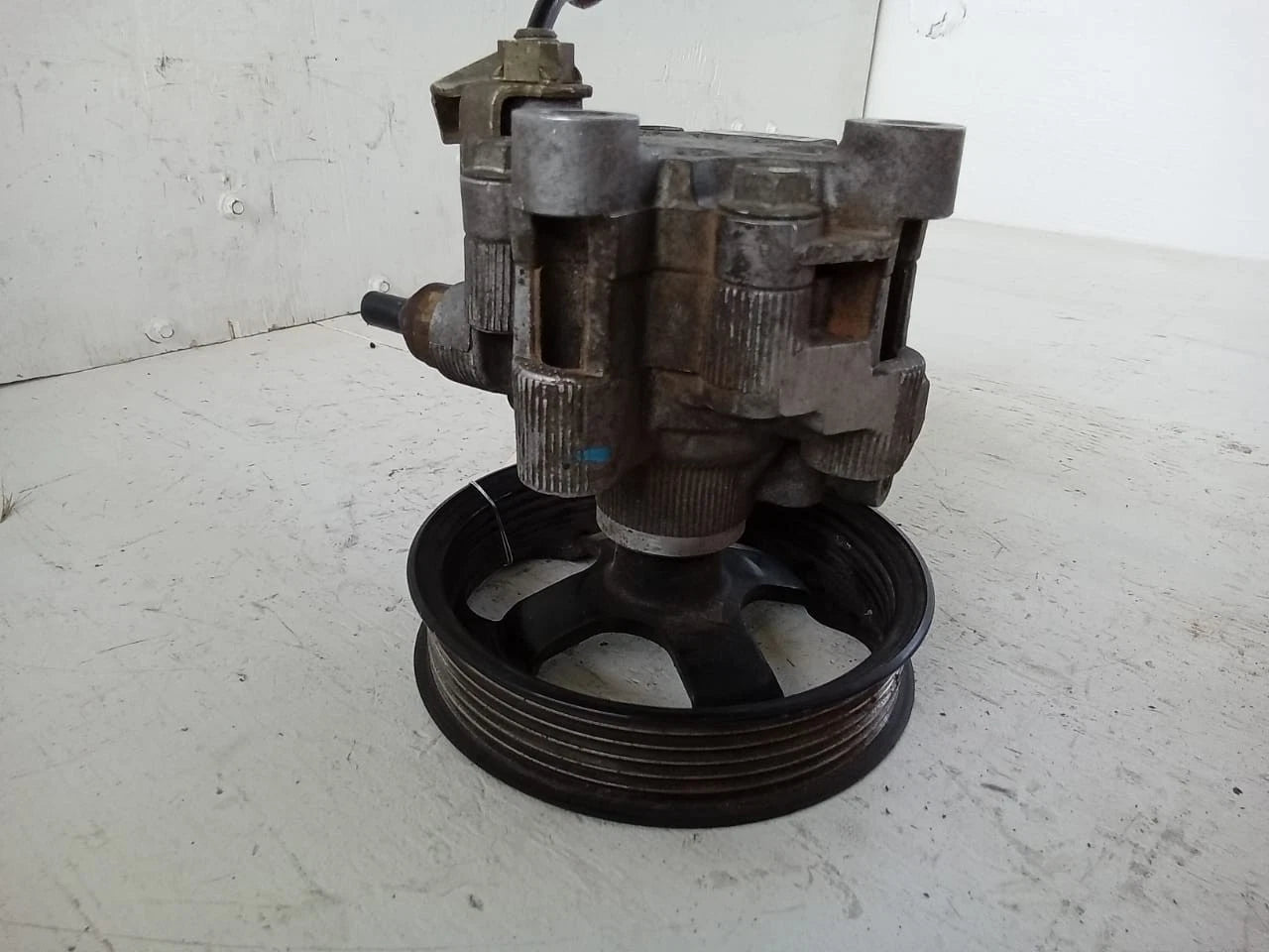 2003-2008 TOYOTA COROLLA MATRIX 1.8L POWER STEERING PUMP 44310-02101 | A6F62744