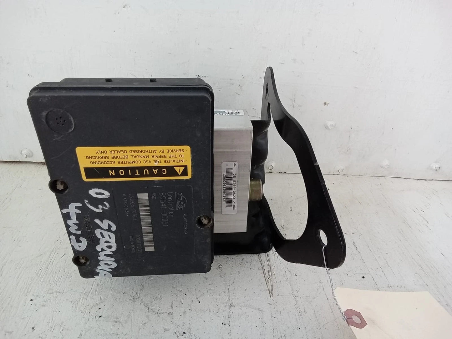 03-04 TOYOTA SEQUOIA 4WD 4.7L ANTI LOCK BRAKE PUMP ABS CONTROL MODULE 895410C061