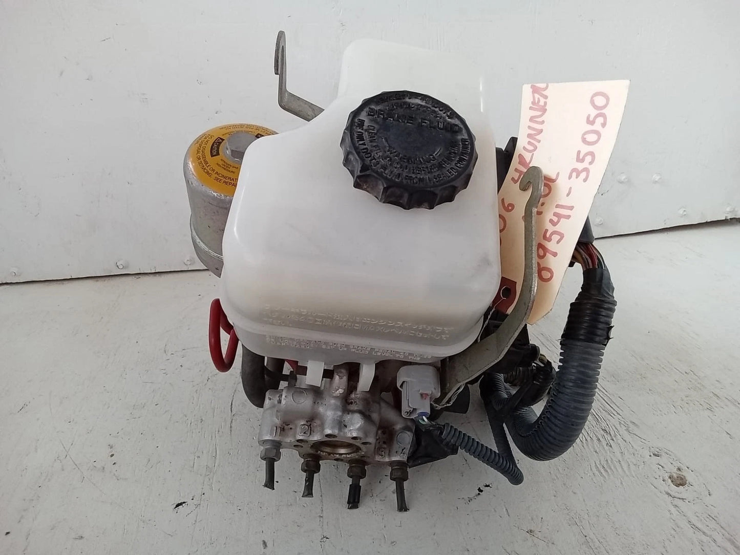 2005-2009 TOYOTA 4RUNNER 4.0L ABS PUMP BRAKE BOOSTER MASTER CYLINDER 89541-35050