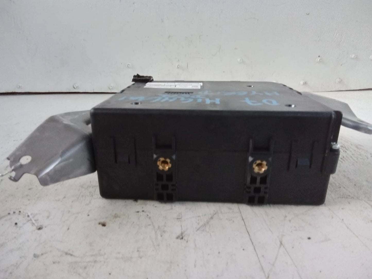 2006-2013 TOYOTA HIGHLANDER CAMRY BRAKE CONTROL POWER SUPPLY MODULE 89680-33010