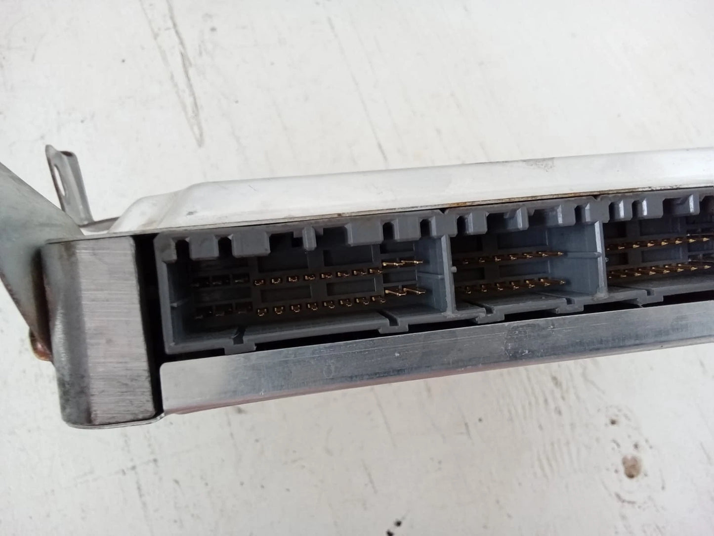 1989 TOYOTA PICKUP TRUCK 3.0L ENGINE COMPUTER CONTROL MODULE ECU ECM 89661-35210