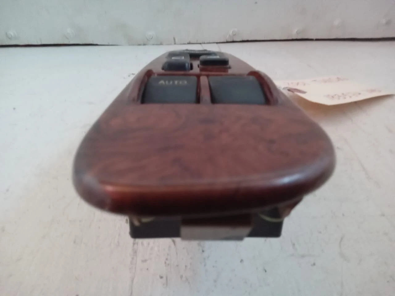 00-06 TOYOTA TUNDRA DRIVER SIDE MASTER POWER WINDOW SWITCH WOOD GRAIN 742020C020