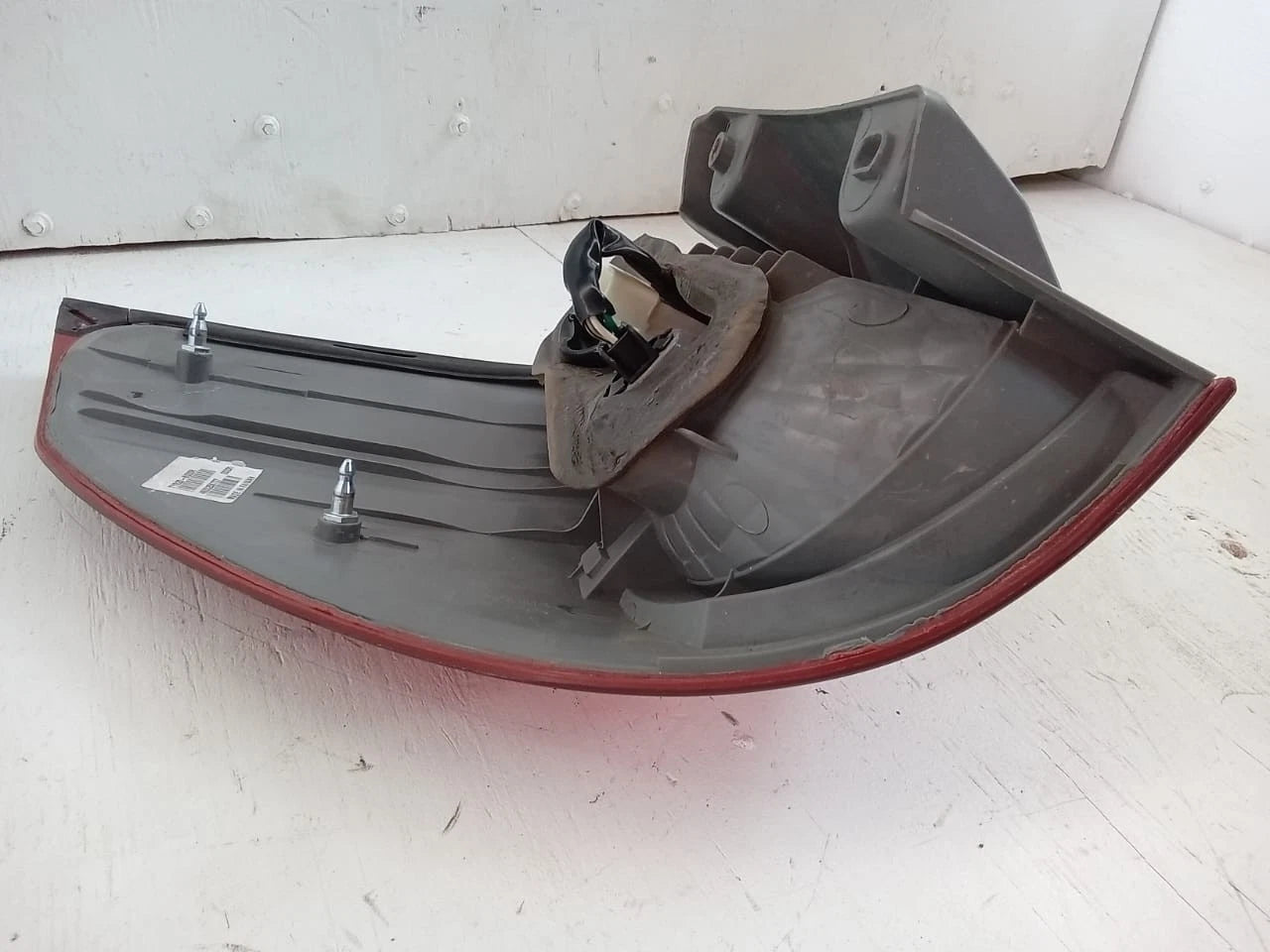 2006-2010 TOYOTA SIENNA TAIL LIGHT REAR LAMP RIGHT PASSENGER SIDE 81550AE020