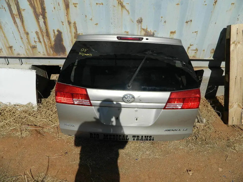 2004 2005 2006 2007 2008 2009 2010 TOYOTA SIENNA TAILGATE HATCH TRUNK LID TAIL G