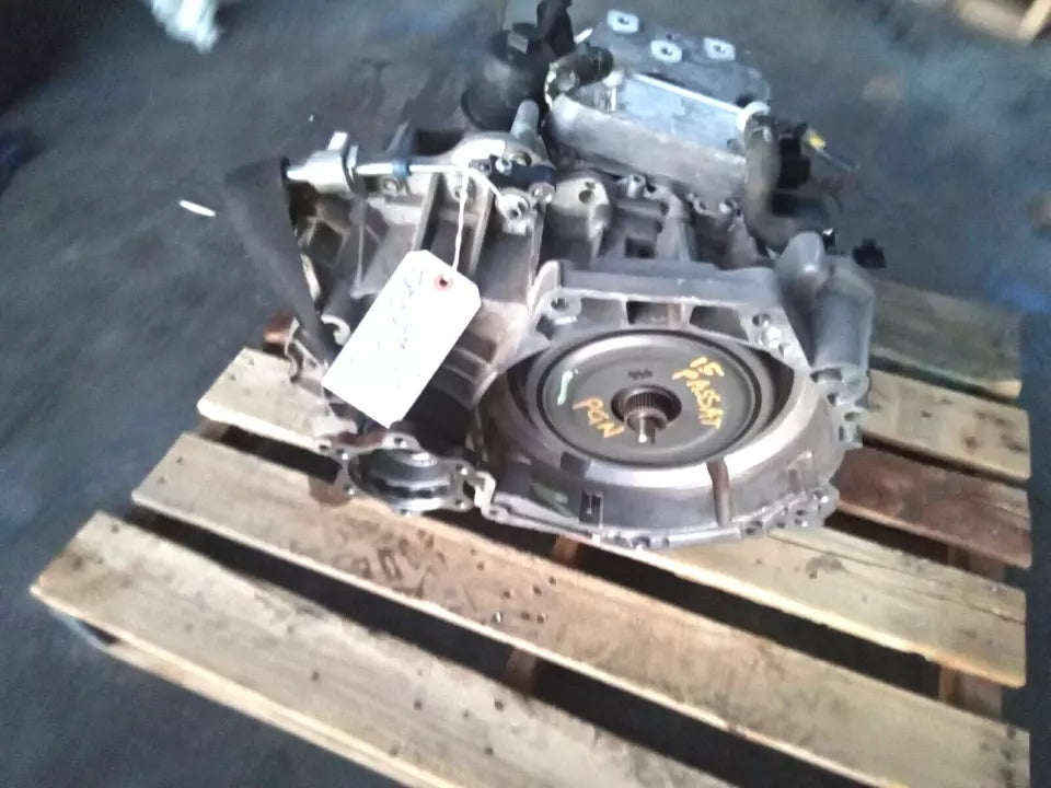 2015 VOLKSWAGEN PASSAT TDI 2.0L AUTOMATIC TRANSMISSION ASSEMBLY 2WD FWD ID PGN