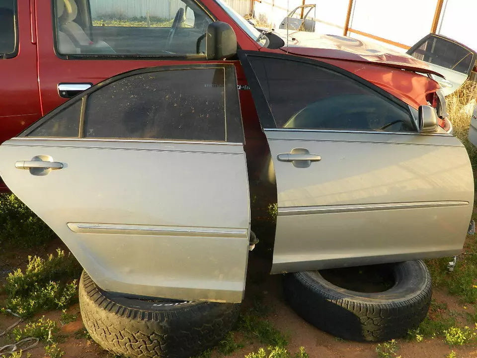 2002 2003 2004 2005 2006 TOYOTA CAMRY FRONT AND REAR RIGHT PASSENGER SIDE DOORS