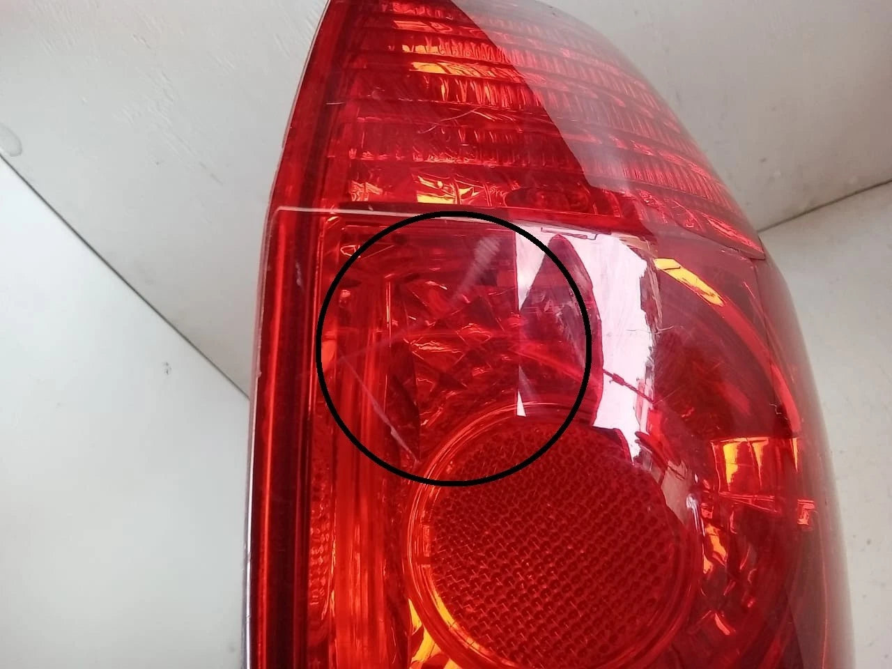 2006-2010 TOYOTA SIENNA TAIL LIGHT REAR LAMP RIGHT PASSENGER SIDE 81550AE020