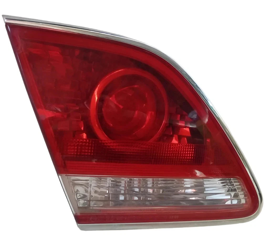 2004-2006 LEXUS ES330 REAR LAMP LEFT DRIVER SIDE 81561-33430
