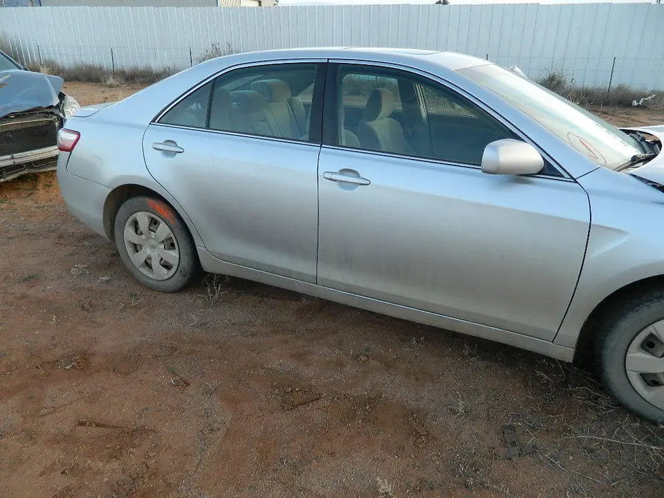 TOYOTA CAMRY FRONT AND REAR RIGHT PASSENGER SIDE DOORS DOOR SET (2 DOORS)-1D4