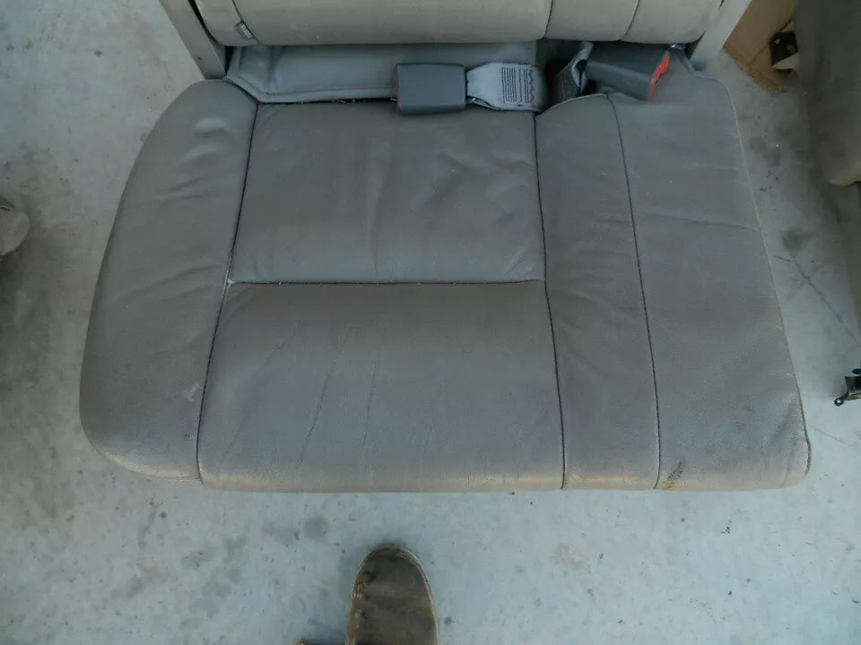 01 02 03 04 05 06 07 TOYOTA SEQUOIA REAR RIGHT PASSENGER SEAT (3RD ROW RIGHT)