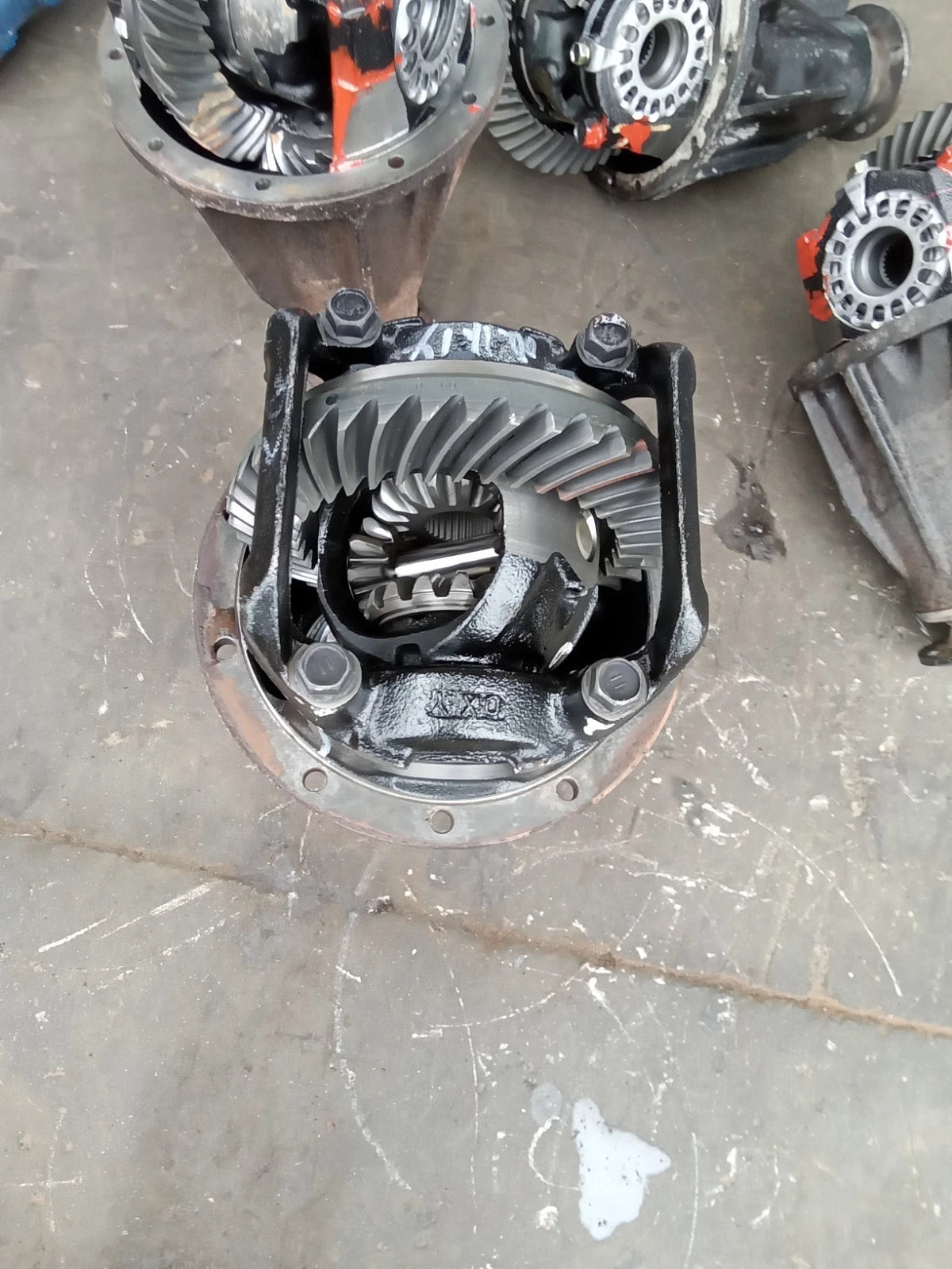 01 -07 TOYOTA SEQUOIA V8 4.7L 4WD REAR DIFFERENTIAL CARRIER 3RD MEMBER 41110-35751