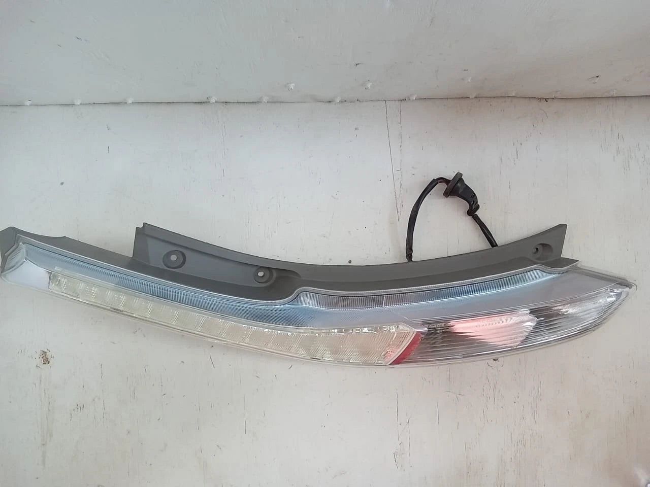 2013-2014 NISSAN LEAF REAR LAMP LEFT DRIVER SIDE 26555-3NA3A