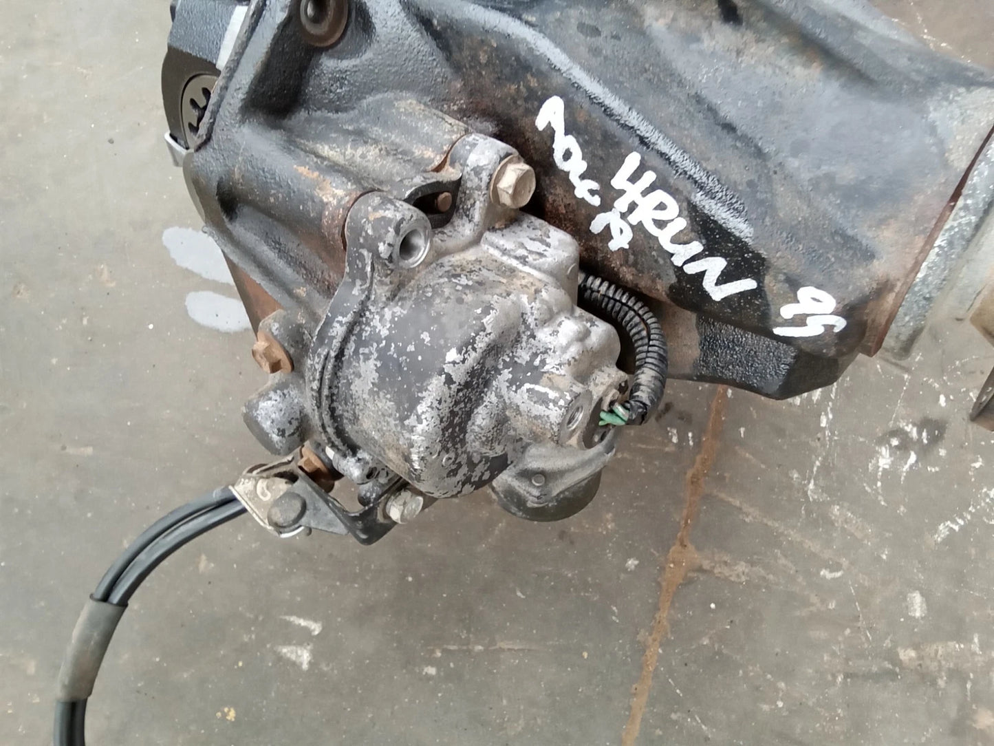 1996- 2002 TOYOTA 4RUNNER REAR DIFFERENTIAL CARRIER PUMPKIN 6CYL 3.4L W/ LOCKER 440-58736C