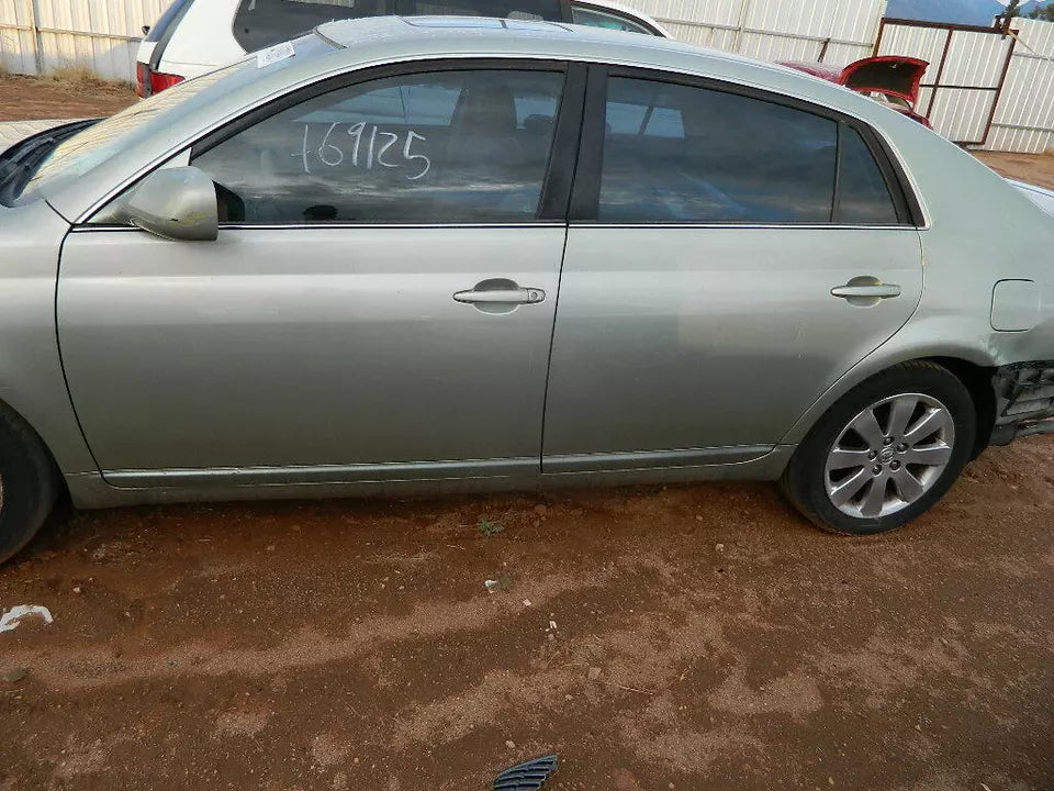 TOYOTA AVALON FRONT AND REAR LEFT DRIVER SIDE DOORS DOOR SET (2 DOORS)- 6U0