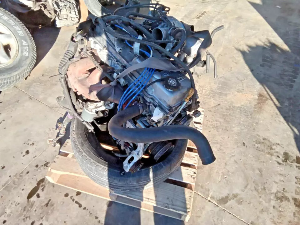 1995 1996 1997 95 96 97 TOYOTA TACOMA 2.4L 4CYL ENGINE MOTOR ASSEMBLY 2RZFE
