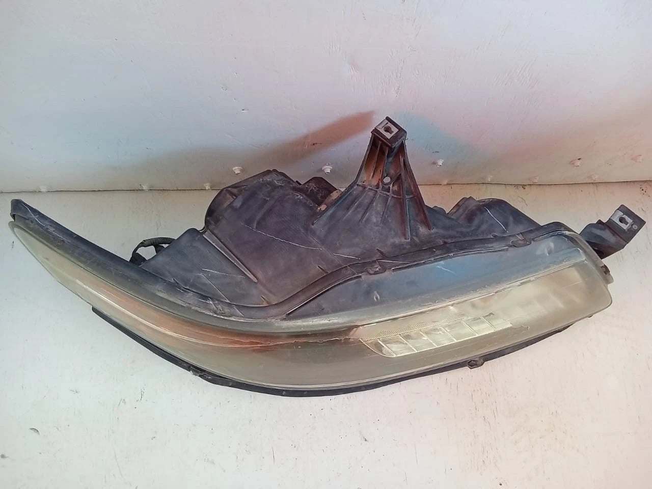 2007-2008 ACURA TL SEDAN RIGHT PASSENGER SIDE HEADLIGHT XENON HID HEADLAMP W3T16591 33151SEPA32