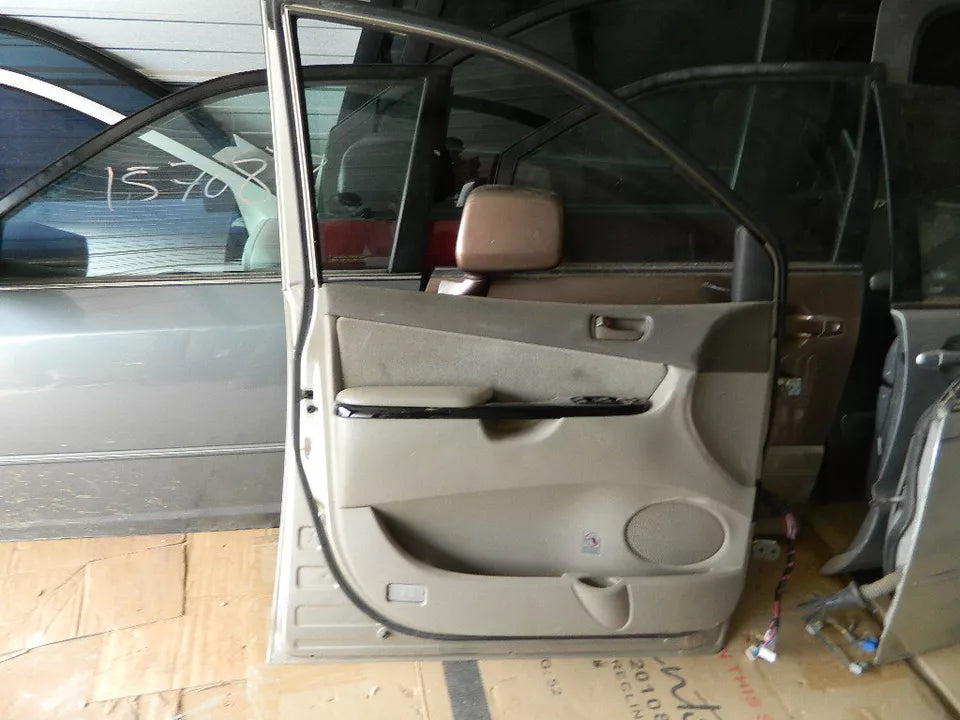 TOYOTA SIENNA LEFT FRONT DRIVER DOOR-NO MIRROR
