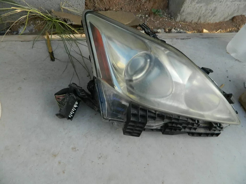 LEXUS IS 350 IS250 SEDAN FRONT PASSENGER SIDE XENON HID HEADLIGHT HEADLAMP ASSY