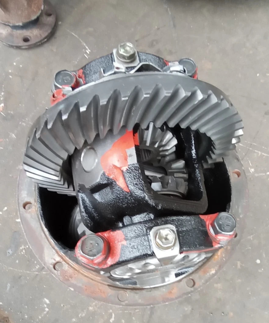 96 97 98 99 TOYOTA TACOMA REAR DIFFERENTIAL AXLE PUMPKIN 3RD THIRD MEMBER 3.58 41110-35260