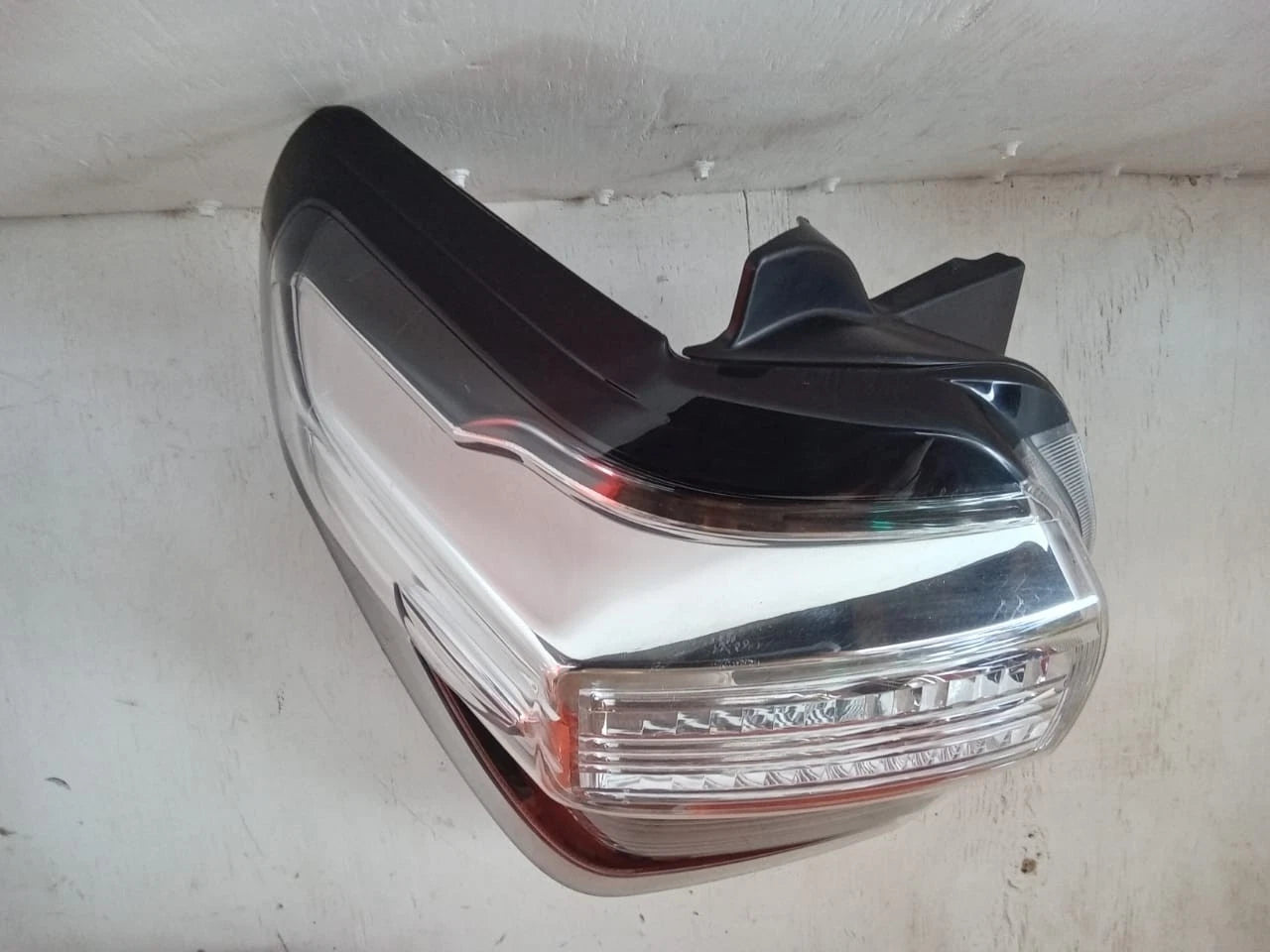 2014-2022 TOYOTA 4RUNNER REAR LAMP LEFT DRIVER SIDE - OEM 8156135392
